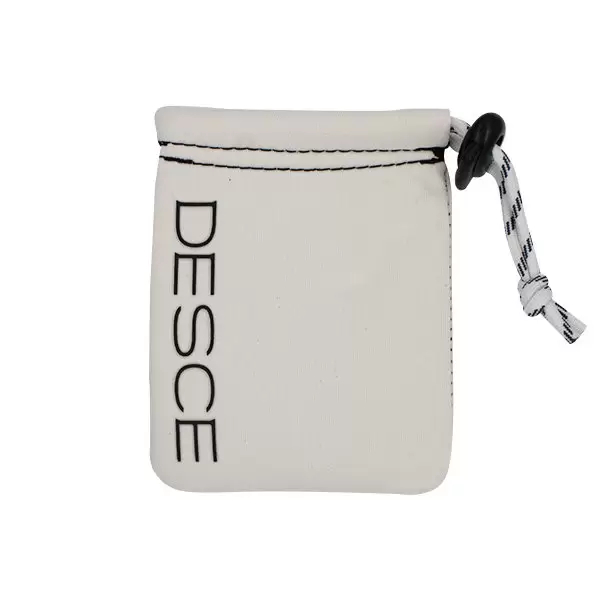 Desce Regular Pouch White Black Desce Regular Pouch White Black